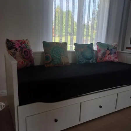 Dom Pod Gaikiem Willa